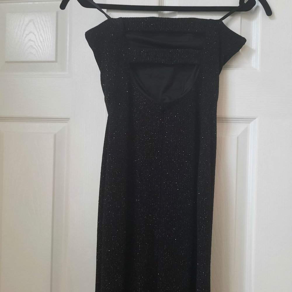 Le Chateau, French design, Black Lame and silk, size M (4-6 US)